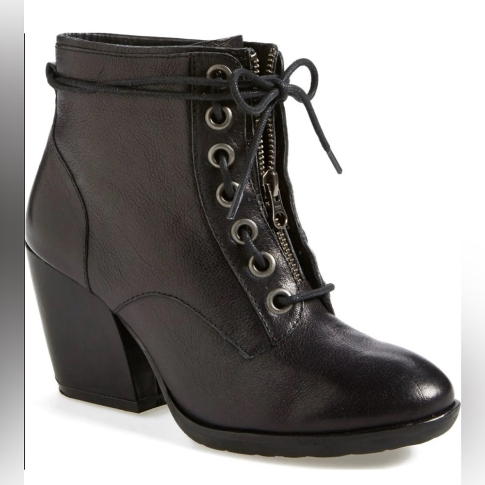 EUC KorkEase Kalpana Bootie | Size 6.5 | color black